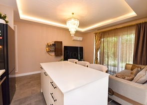 Двухуровневая квартира 3+1 с собственным садом