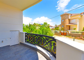 Двухуровневая квартира 3+1 с собственным садом