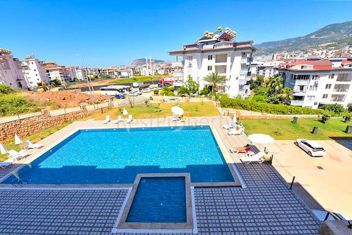 Квартира 1+1, в районе Оба.