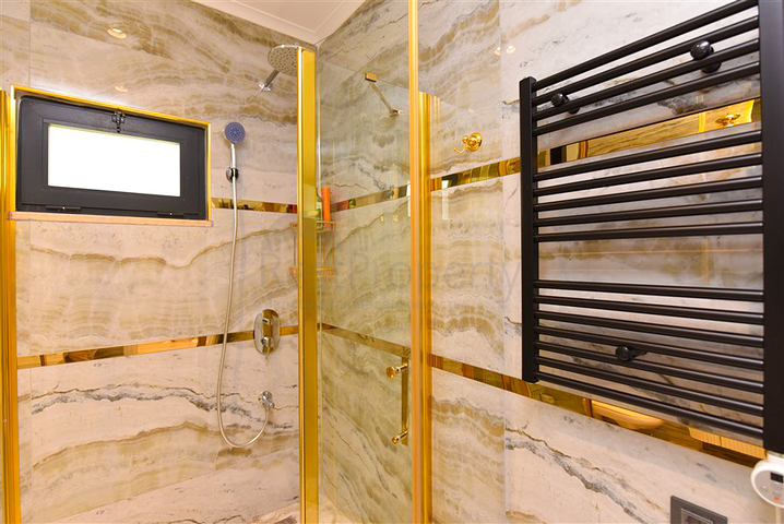 Вилла с дизайнерским ремонтом 5+1