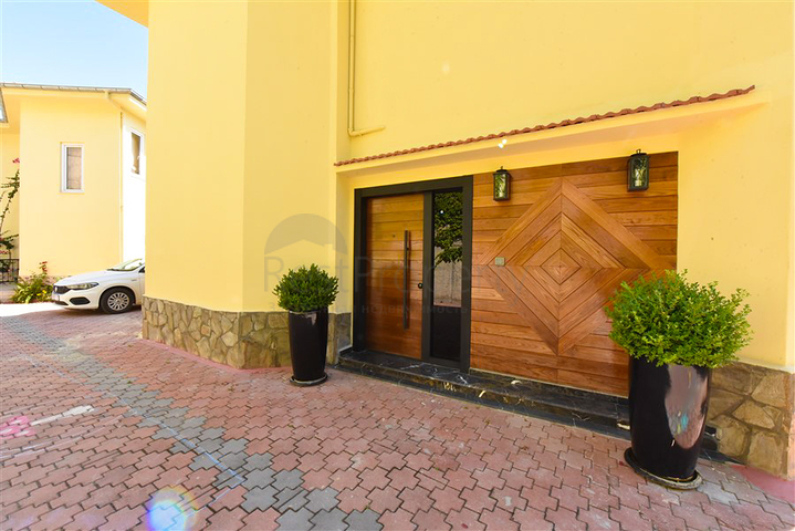 Вилла с дизайнерским ремонтом 5+1