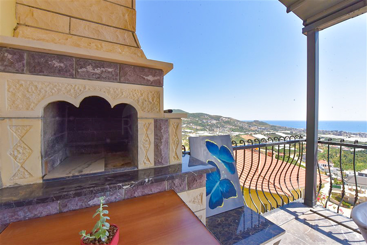 Вилла с дизайнерским ремонтом 5+1