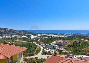 Вилла с дизайнерским ремонтом 5+1