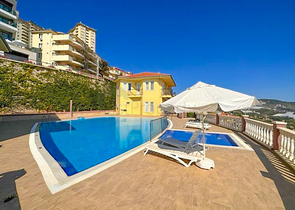 Вилла с дизайнерским ремонтом 5+1