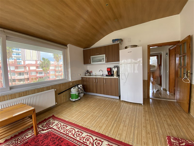 Вилла 6+2 с бассейном в районе Конаклы