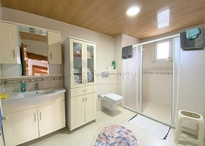 Вилла 6+2 с бассейном в районе Конаклы