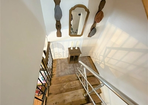 Вилла 6+2 с бассейном в районе Конаклы