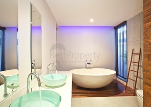 Виллы с собственным бассейном в уютном районе Равай