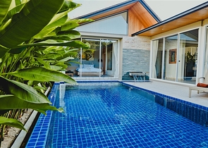 Виллы с тремя спальнями и личным бассейном в 10 мин до моря