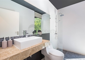 Роскошны виллы и апартаменты в элитном районе Банг Тао