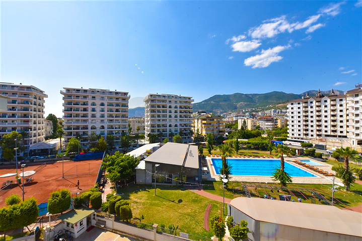 Просторный пентхаус от собственника 3+1 с отдельной кухней в 200 метрах от моря в районе Оба