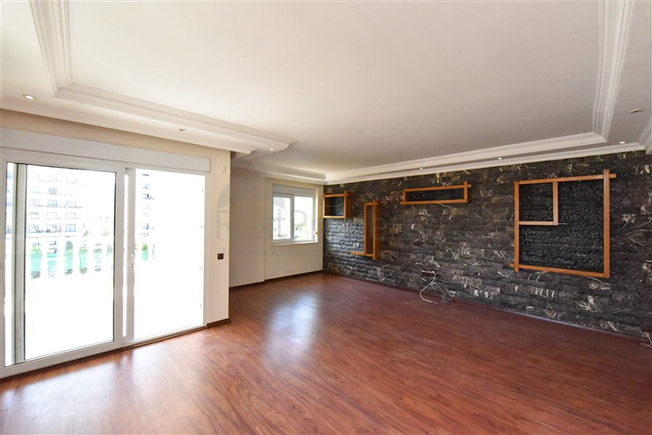 Просторный пентхаус от собственника 3+1 с отдельной кухней в 200 метрах от моря в районе Оба