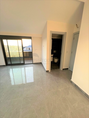 Пентхаус 2+1 в комплексе с инфраструктурой в районе Оба