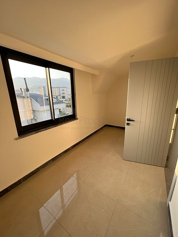 Пентхаус 2+1 в комплексе с инфраструктурой в районе Оба