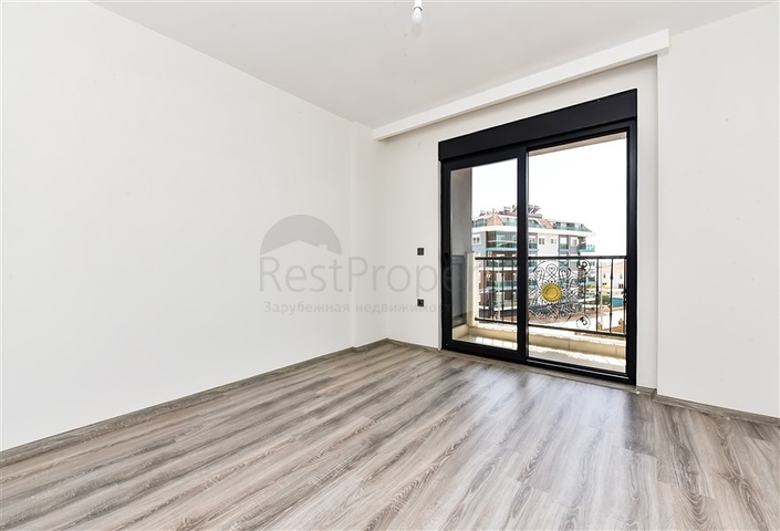 Просторная квартира в новом комплексе района Оба