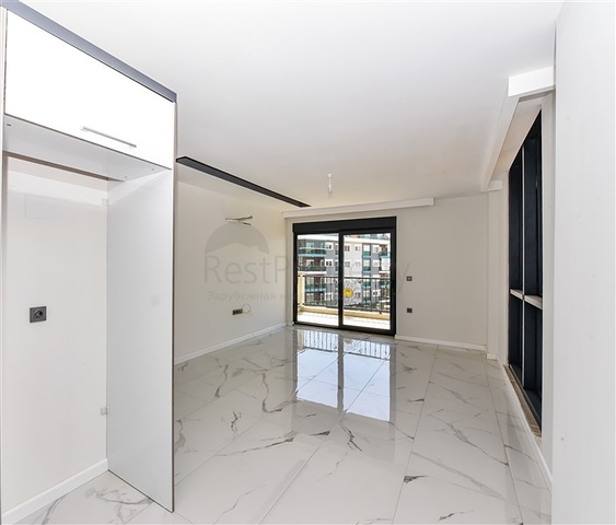 Просторная квартира в новом комплексе района Оба