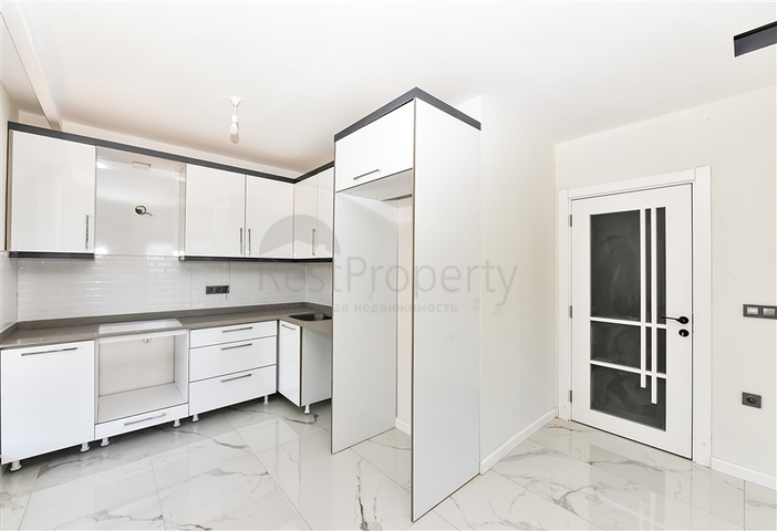 Просторная квартира в новом комплексе района Оба