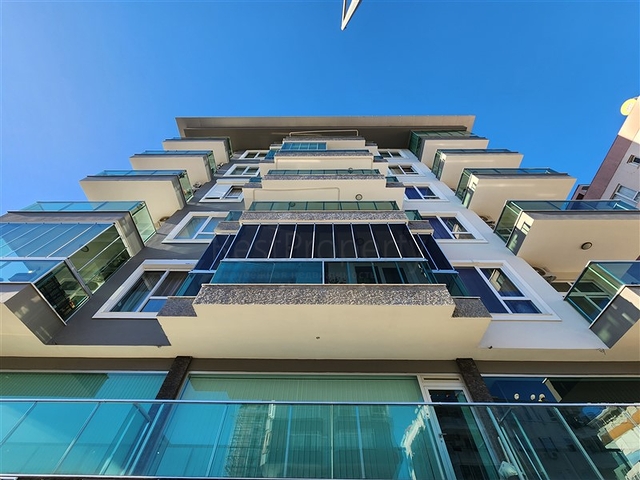 Двухкомнатные апартаменты в 300 метрах от Средиземного моря