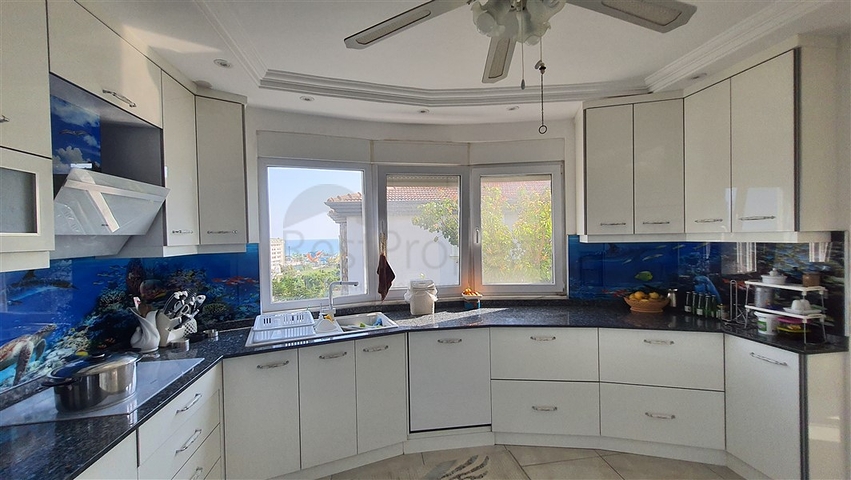 Меблированная вилла 3+1 в районе Конаклы