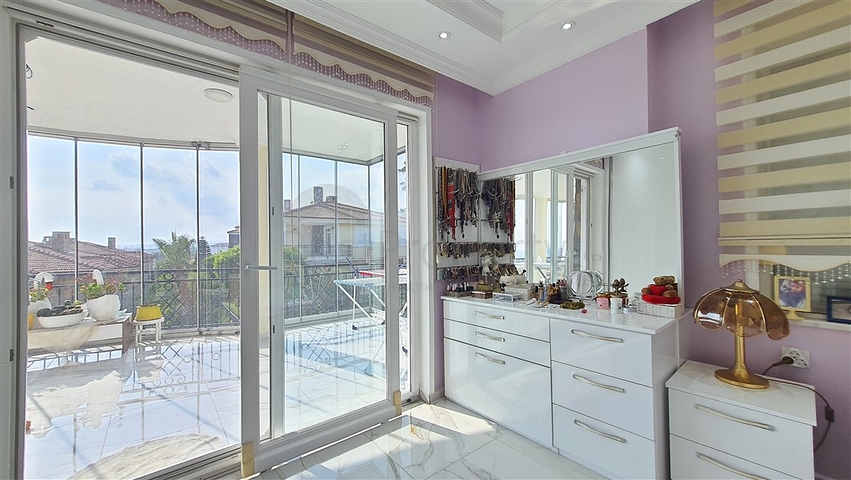 Меблированная вилла 3+1 в районе Конаклы