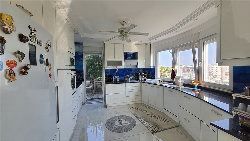 Меблированная вилла 3+1 в районе Конаклы