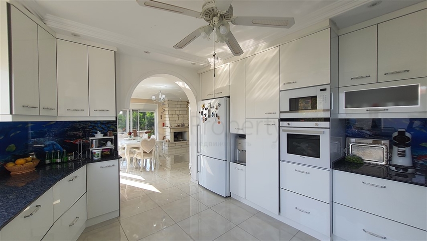 Меблированная вилла 3+1 в районе Конаклы