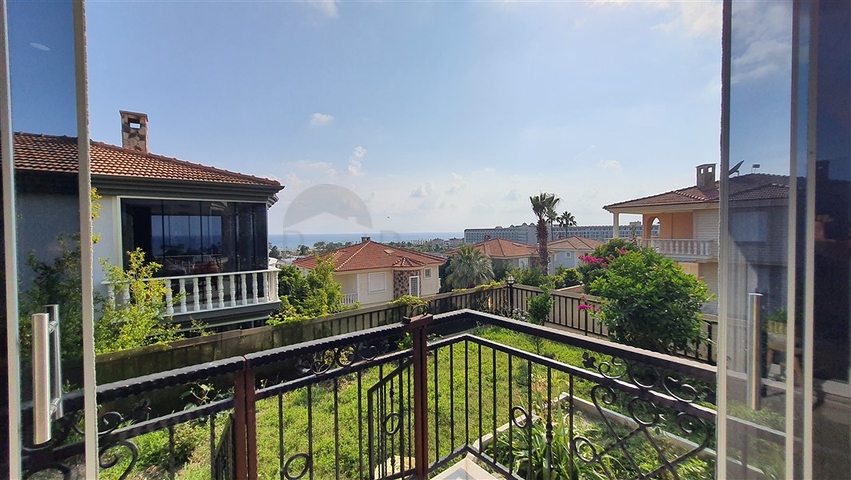 Меблированная вилла 3+1 в районе Конаклы