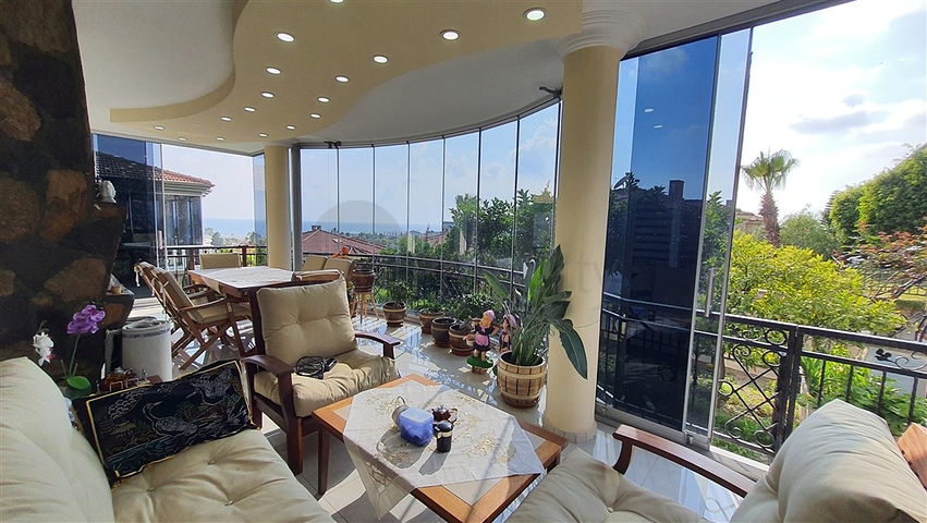 Меблированная вилла 3+1 в районе Конаклы