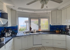 Меблированная вилла 3+1 в районе Конаклы