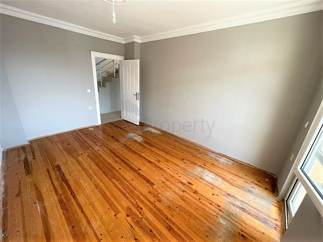 Пентхаус 5+2 с минимальной инфраструктурой в районе Оба