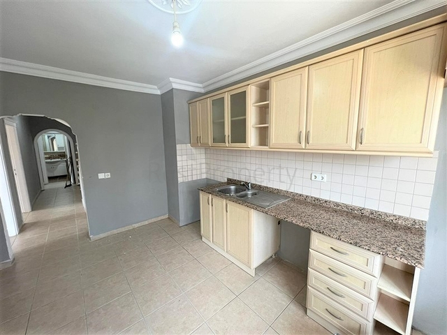 Пентхаус 5+2 с минимальной инфраструктурой в районе Оба