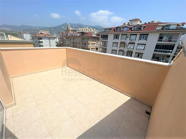 Пентхаус 5+2 с минимальной инфраструктурой в районе Оба