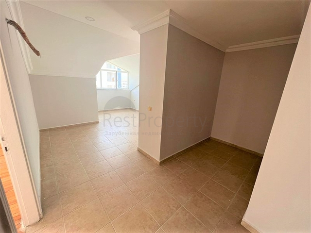 Пентхаус 5+2 с минимальной инфраструктурой в районе Оба