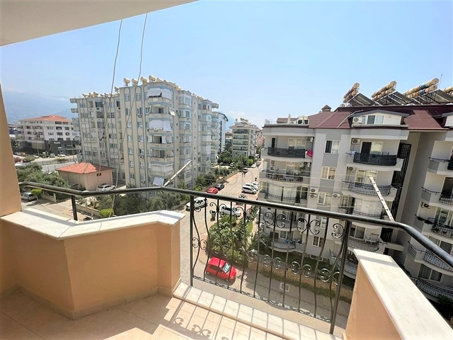 Пентхаус 5+2 с минимальной инфраструктурой в районе Оба