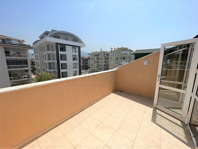 Пентхаус 5+2 с минимальной инфраструктурой в районе Оба