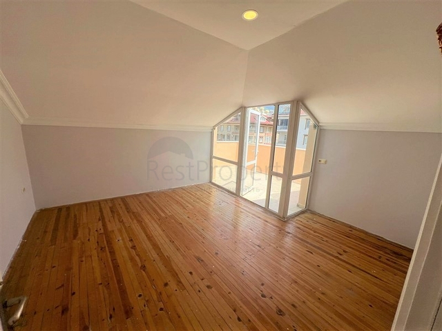 Пентхаус 5+2 с минимальной инфраструктурой в районе Оба