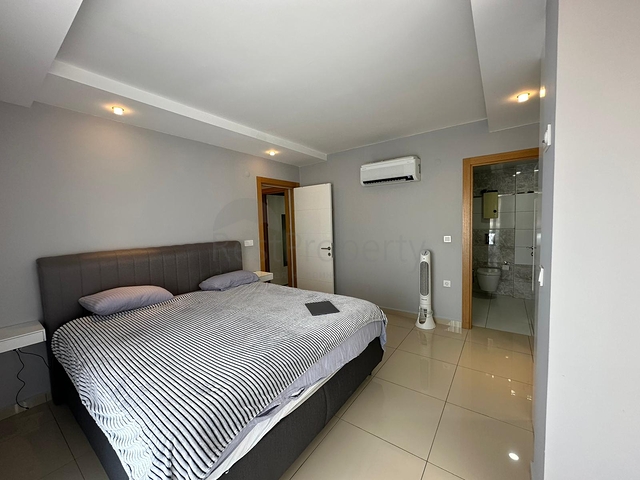 Квартира 2+1 большой площади рядом с торговым центром Аланиум