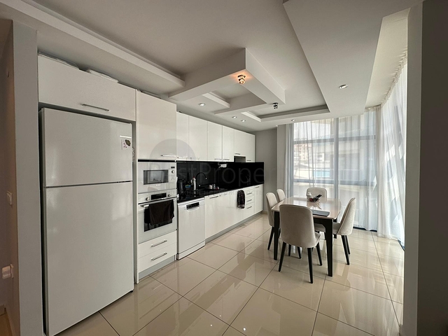 Квартира 2+1 большой площади рядом с торговым центром Аланиум