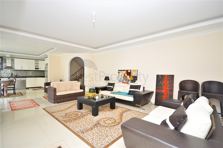 Двухуровневый пентхаус 3+1 в 100 м от моря