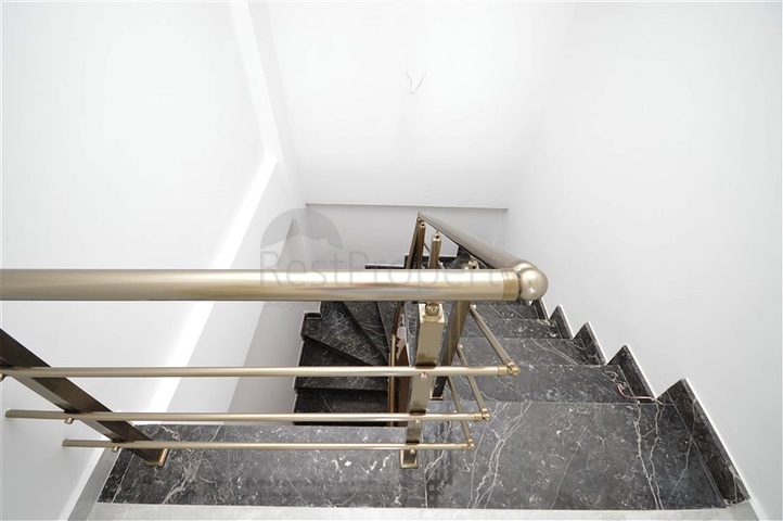 Пентхаус 3+1 в новом жилом комплексе на Клеопатре