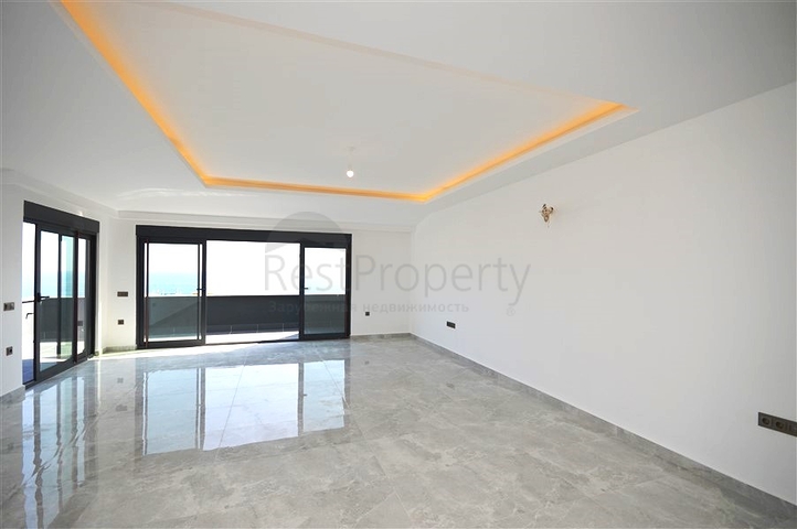 Пентхаус 3+1 в новом жилом комплексе на Клеопатре