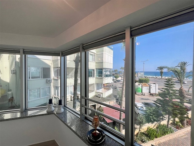 Квартира 2+1 на первой линии в районе Оба