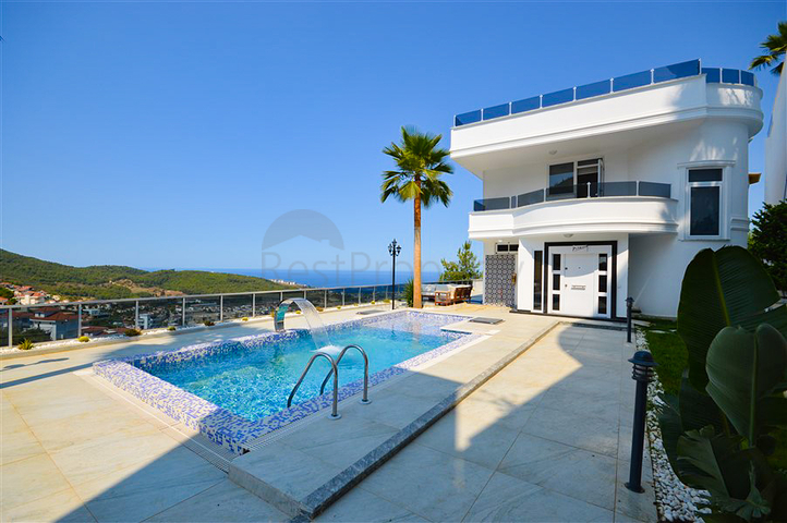 Вилла планировкой 3+1 в живописном районе Каргыджак