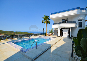 Вилла планировкой 3+1 в живописном районе Каргыджак