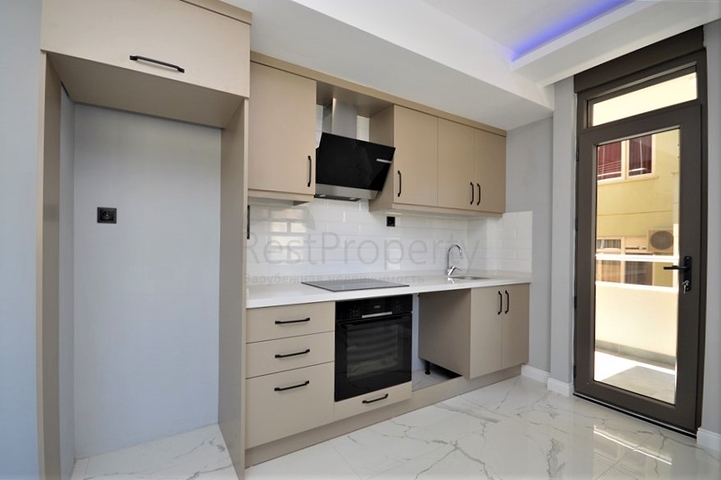 Представляет вам квартиру 1+1 в шаговой доступности к морю в районе Оба