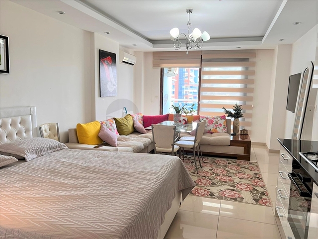 Студия в знаменитом и востребованном комплексе в районе Джикджилли