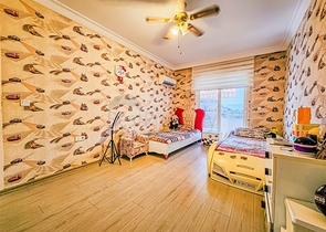 Меблированный пентхаус 4+1 в одном из жилых комплексов Махмутлара