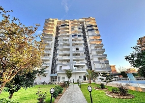 Меблированный пентхаус 4+1 в одном из жилых комплексов Махмутлара