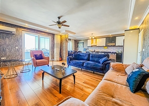 Меблированный пентхаус 4+1 в одном из жилых комплексов Махмутлара