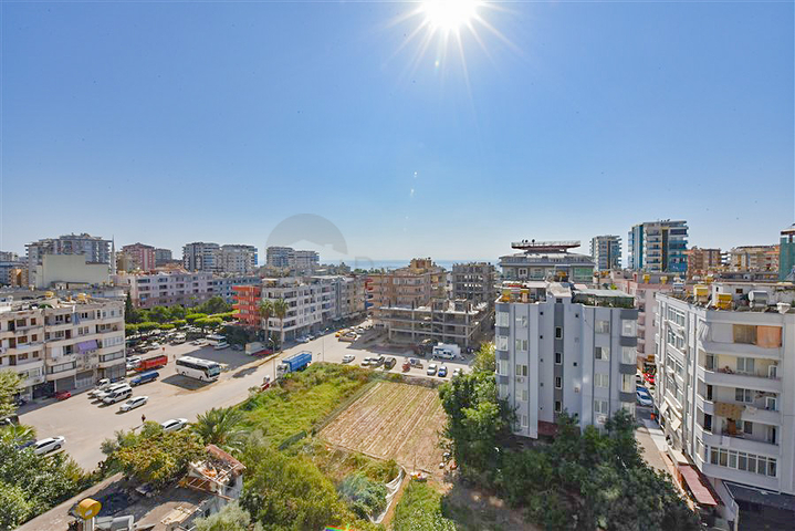 Квартира 1+1 с превосходной инфраструктурой в районе Махмутлар